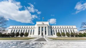 Federal Reserve splits highlighted by May FOMC minutes